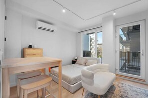 Interior - Chic Brooklyn Stay Steps to G Train (Brooklyn)