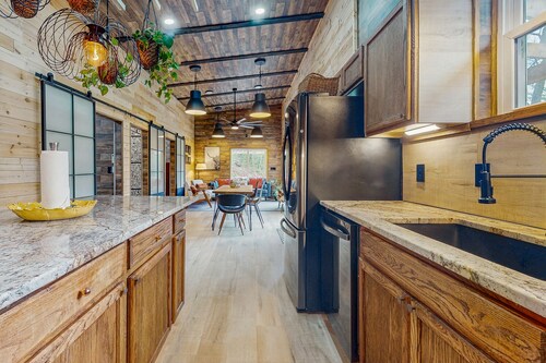 Mountain view home with a large patio and private hot tub | fire-pit | gas grill