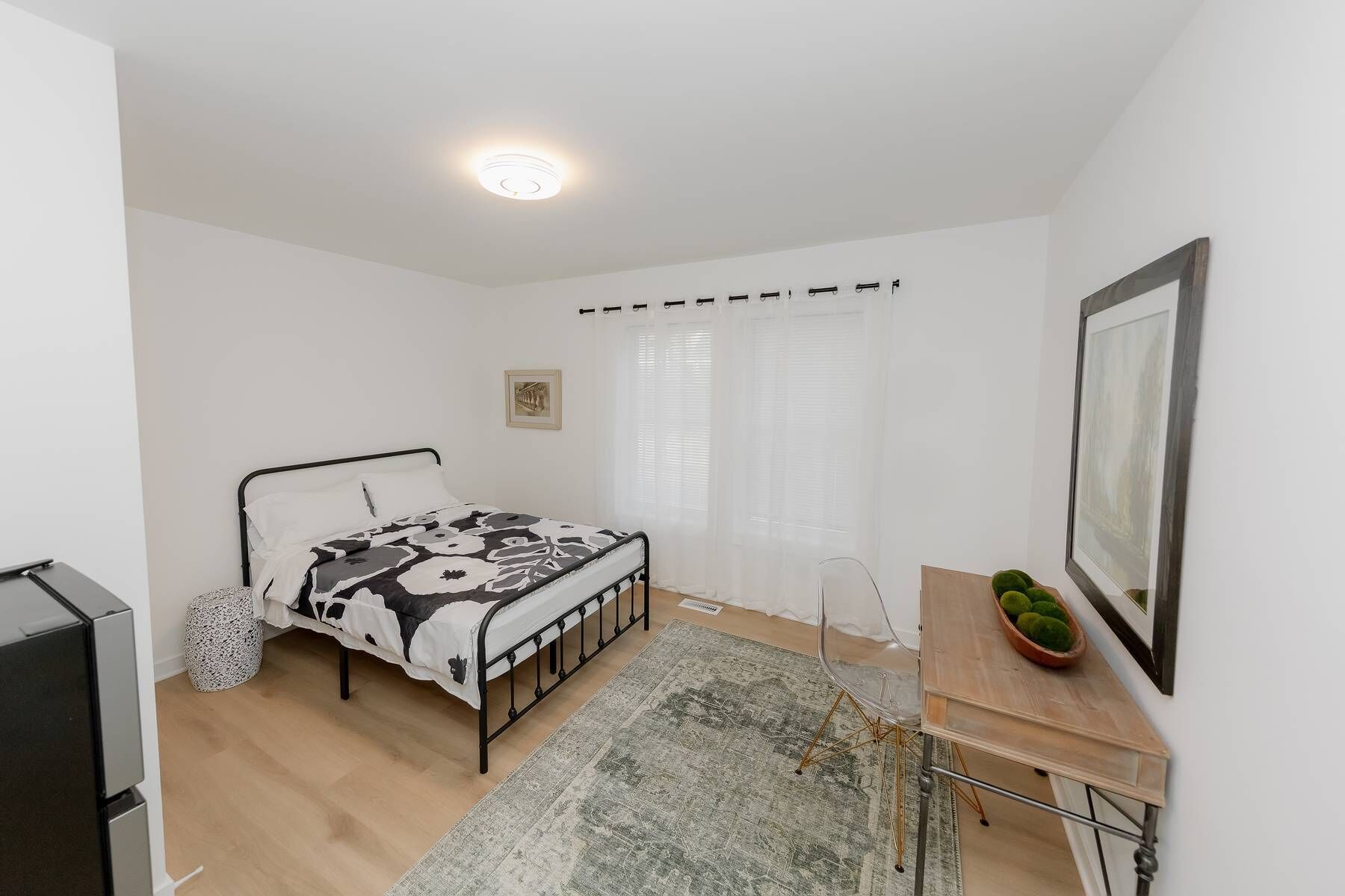 3 bedrooms, WiFi, bed sheets, wheelchair access