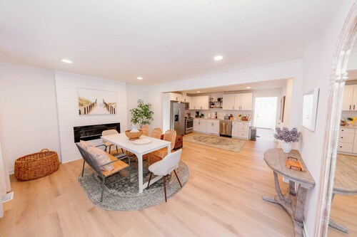 3-bedroom spacious house in welcoming Waxhaw with EV charger