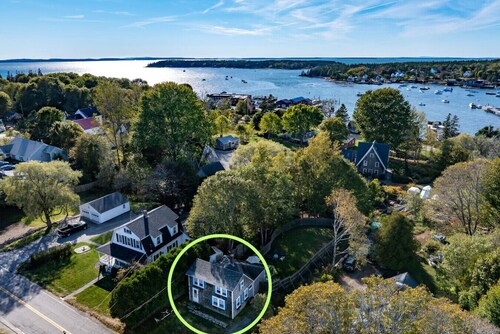Quaint Cottage in Bass Harbor! [Fiona`s Cottage]