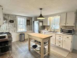 Fridge, microwave, oven, stovetop - 3BR Cottage in Center of Acadia! [Country Cottage] (Mount Desert)