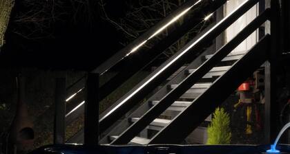 Unusual & tranquil. The Carriage Ely is a beautiful railway carriage & hot tubs