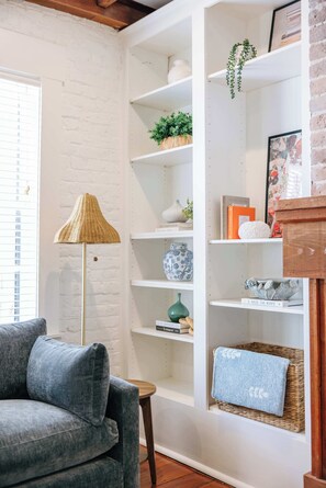Interior - The Habersham Loft| Stylish Extended Stay Retreat (Savannah)