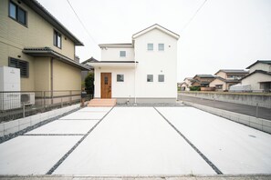 Property grounds - Nagashima Riverside Condominium (Kuwana)