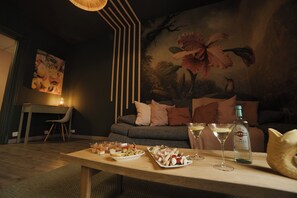 Living area - Suite Bliss Insolite - Private Jacuzzi (Mulhouse)