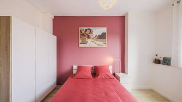 4 chambres, fer et planche Ă repasser, Wi-Fi, draps fournis