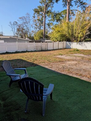 Property grounds - Nest on Newell - Centrally Located (Jacksonville)
