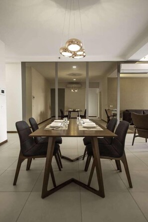 Dining - The Landmark Studio Suite (George Town)