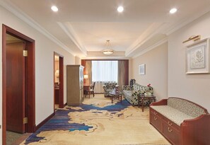 Living area - Regal Palace Hotel Dongguan (Dongguan)