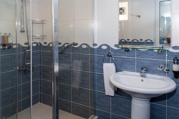 Bathroom - Sandy Beach Hotel Resort (Al Aqah)