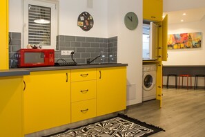 Interior - Redbed Self-catering Apartments (Bucharest)