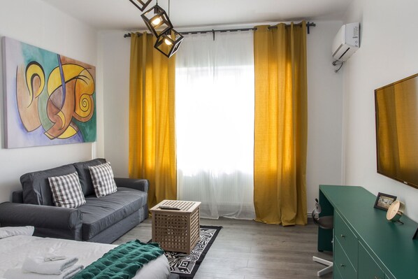 Room - Redbed Self-catering Apartments (Bucharest)