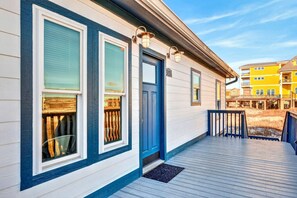 Exterior detail - Lazy Pelican • Beachfront Beauty w/ King Suites & Deck (Gulf Shores)