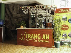 Bar (on property) - Trang An Eco Homestay Ninh Binh (Hoa Lu)
