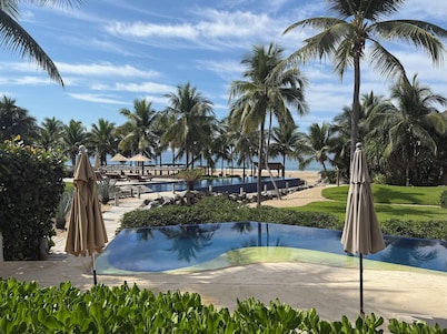 Casa de Olas, Stunning Oceanfront Villa in Las Palmas