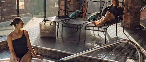 ลานระเบียง/นอกชาน