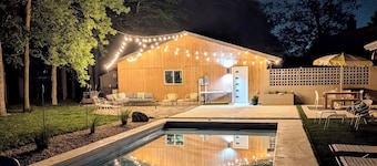 4-bedroom house in adorable Greenfield with inground pool