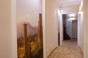 Interior - B&B City Soul Typical Resort (Naples)