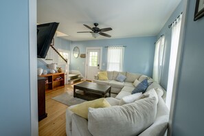 Smart TV - A Horse Racing Enthusiast's Delight / SPAC (Saratoga Springs)