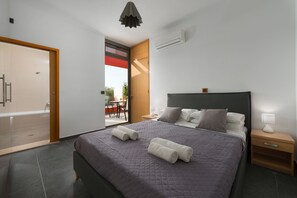Room - Almond Villa (Rhodes)