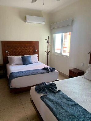 4 bedrooms, WiFi - Four bedroom, ocean front, Vivo Resorts, Palmarito (Bajos de Chila)