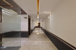 Interior - Hotel The Lotus Park (Ahmedabad)