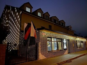 Exterior - Hotel Shato (Prague)