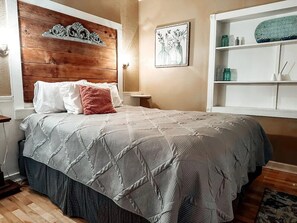 Schreibtisch, Bügeleisen/Bügelbrett, WLAN, Bettwäsche