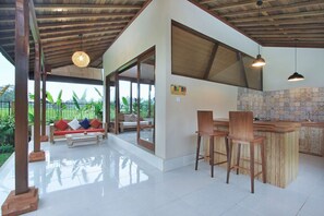 ลานระเบียง/นอกชาน