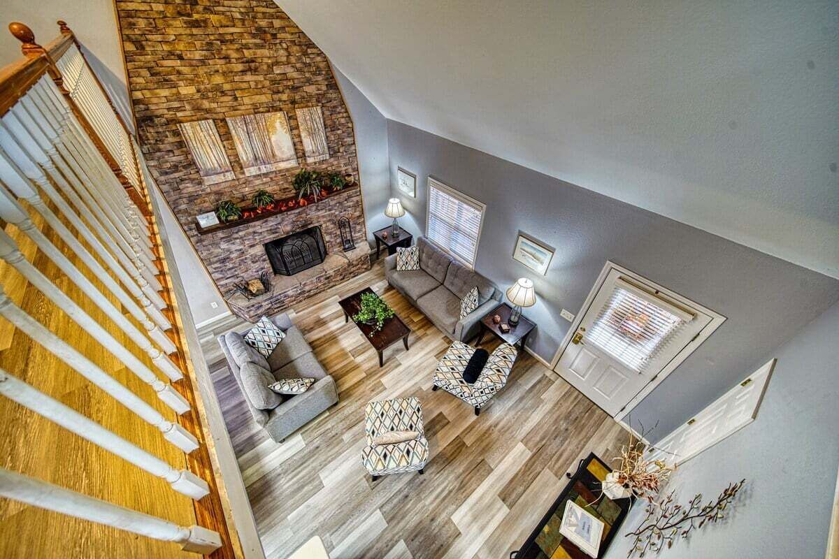 Télévision, cheminée