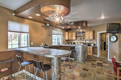 Cozy Black Hawk Retreat with Games and Patio