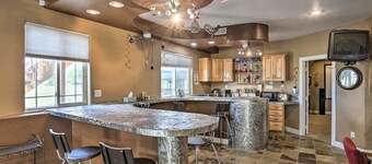 Cozy Black Hawk Retreat with Games and Patio