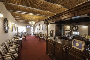 Lobby - Safrano (Brasov)