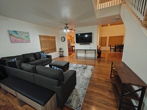 スマートテレビ、卓球台