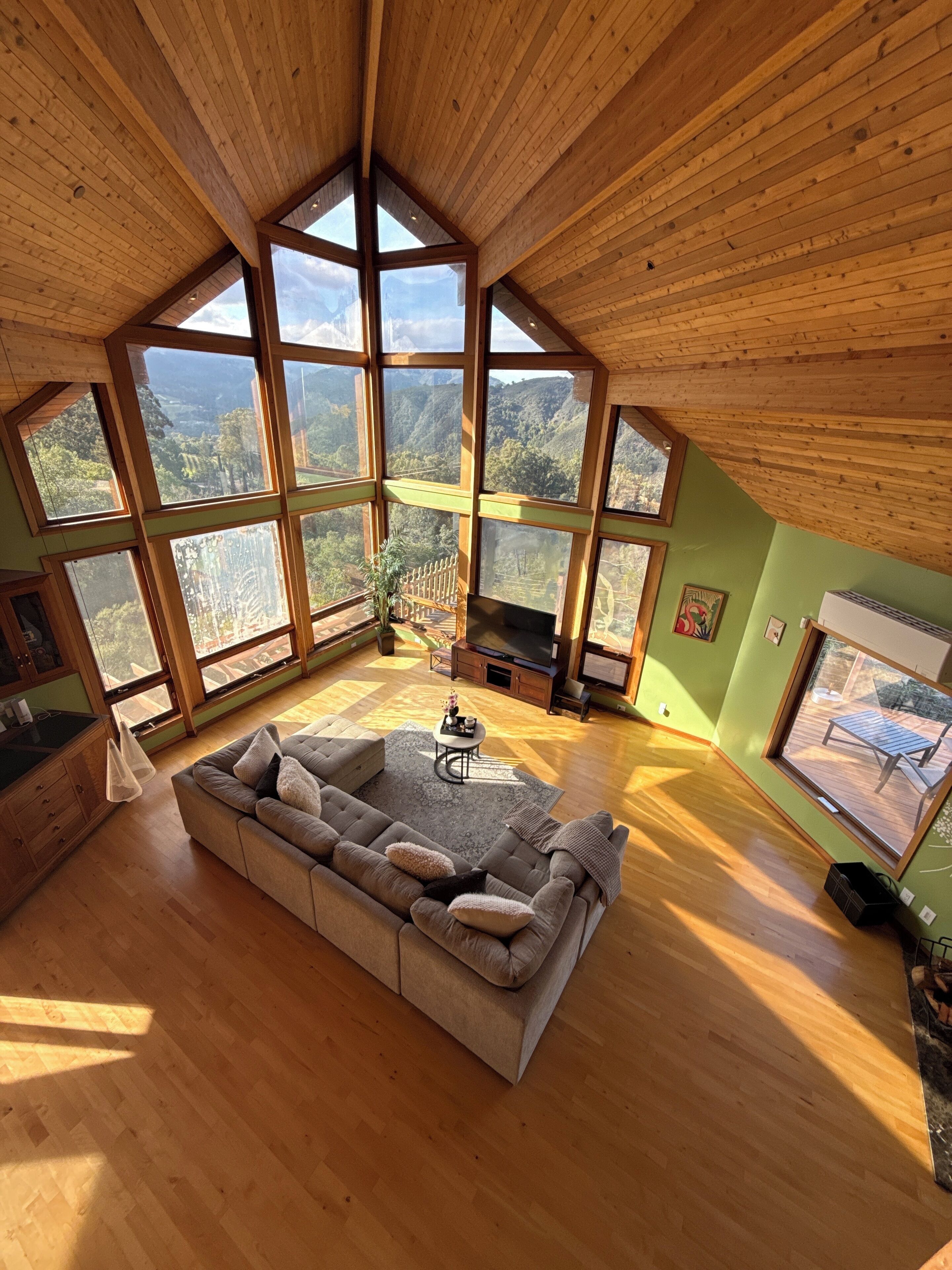 Smart TV, fireplace, printers