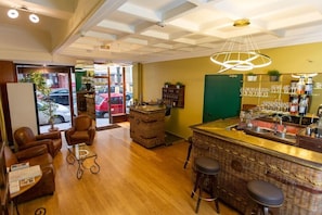 Bar (en la propiedad)
