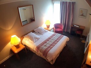 Room - Domaine DE LA Foret D Orient Natur Hotel Golf SPA (Rouilly-Sacey)