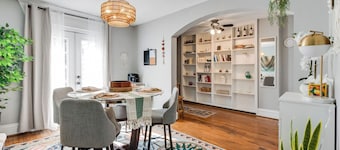 Carytown's Boho Backyard | 2BR Newly Designed Gem