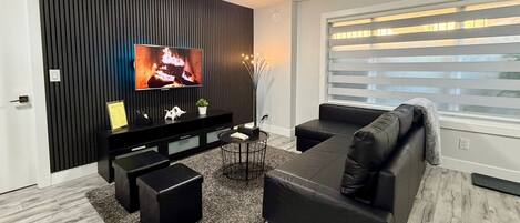 スマートテレビ、書斎 / ワークスペース