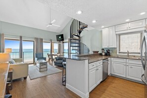Interior - Top Floor Gulf Views | Private Beach + Free Chairs | Sleeps 10 | Coral Reef Club 49 (Destin)