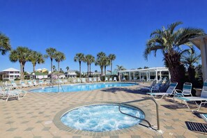 Pool - Golf Cart~2 Pools~Pet Friendly~Private Beach~The Blarney Stone (Destin)