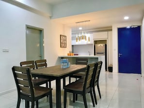 Dining - Sunset Seaview Vacation Condos @ Infinity Avenue (Kota Kinabalu)