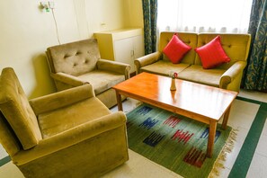 Living area - Methodist Guest House (Nairobi)