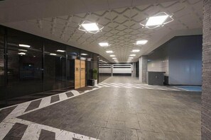 Interior - Guseo Station Brown Dot (Busan)