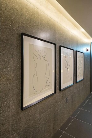 Interior - Guseo Station Brown Dot (Busan)