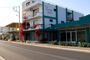 Exterior - The Bongos Resort (Platanias)