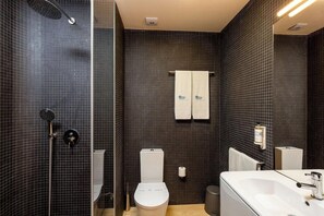Bathroom - Feel Porto Codeçal Apartments (Porto)
