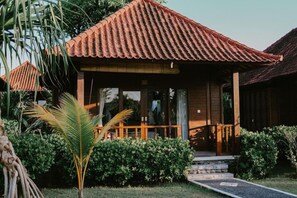 Exterior detail - The Villa Dini Dnusa Lembongan (Lembongan Island)