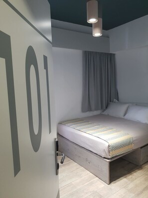 Room - Athensotel.com (Athens)